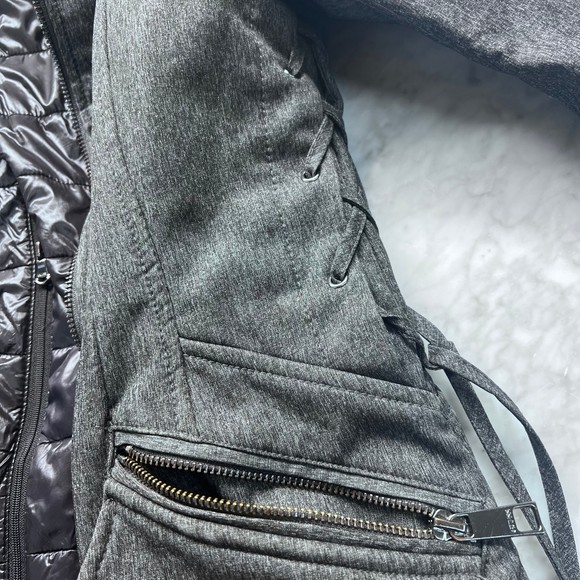 GUESS Women's Gray Pea Coat Trench with Hood and Insulated Puffer Vest S - Picture 13 of 13